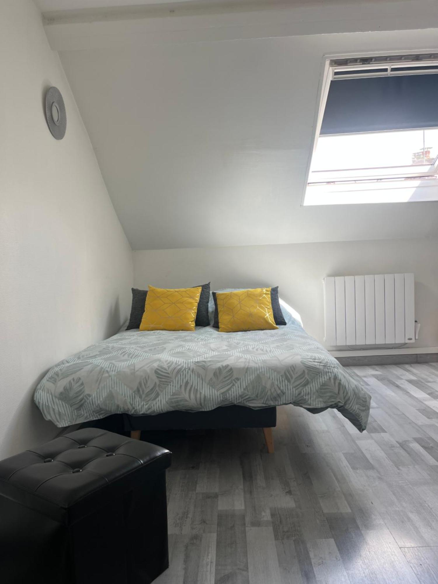 Studio / Chambre Calme Pres De L'Etang St Pierre. Amiens Eksteriør bilde
